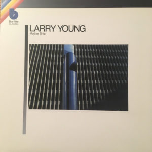LARRY YOUNG - MOTHER SHIP - Görsel 1