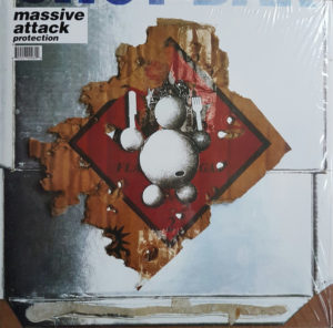 MASSIVE ATTACK - PROTECTION - Görsel 1