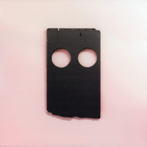 LOW - DOUBLE NEGATIVE - Görsel 1