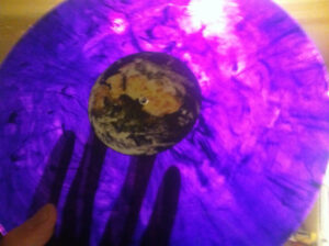 PRINCE - PLANET EARTH (RENKLİ PLAK) - Görsel 3
